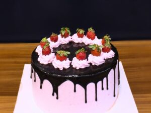 Choco Strawberry Cake - Best Cake Shop in Trichy