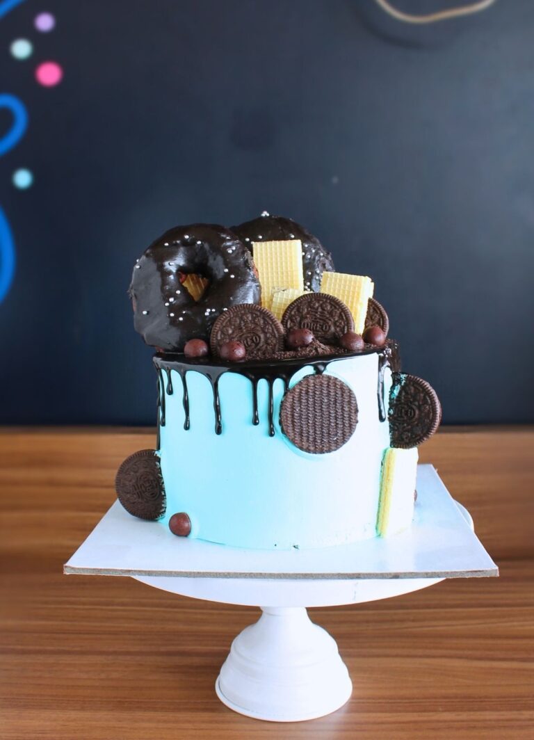 Double Treat Delight - Choco Fantasy cake in Trichy - Premium Cakes in Trichy